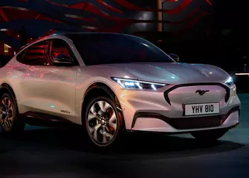Владельцы Ford Mach-E ездят больше, чем среднестатистический американец, и все равно не используют весь запас хода