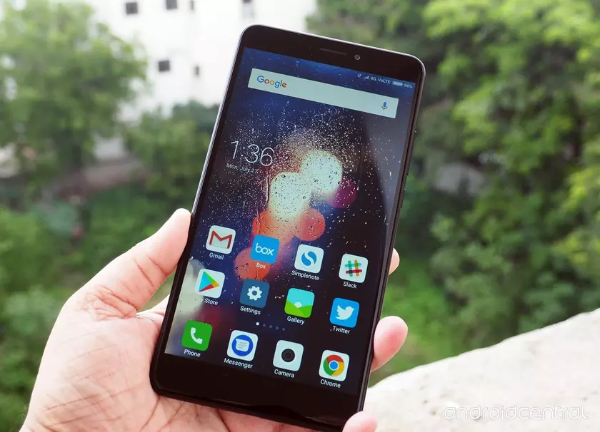 Фаблет Xiaomi Mi Max 3 получит современные фишки в дизайне и средний процессор