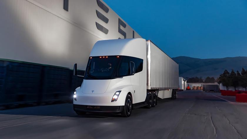 Elon Musk kündigte den Beginn der Massenproduktion von Tesla Semi mit einer Reichweite von 800 km, die erste elektrische LKW wird das Unternehmen Pepsi bekommen