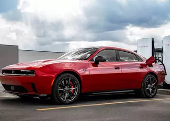 Stellantis нарешті «присмоктався» до Tesla: Jeep ...