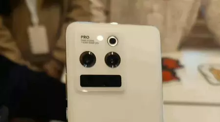 Insider publishes photo of Meizu 20 Pro flagship