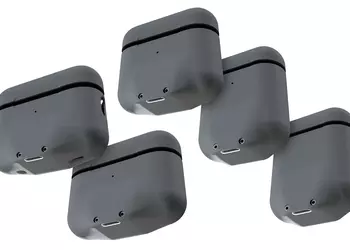 Этот чехол для наушников добавляет порт USB-C к старым AirPods с Lightning