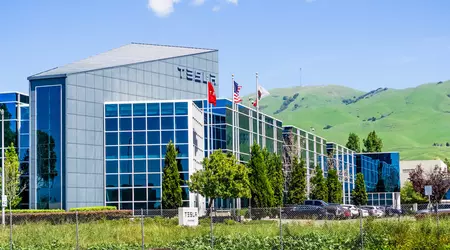 Amazon приєднується до позову Walmart проти Tesla