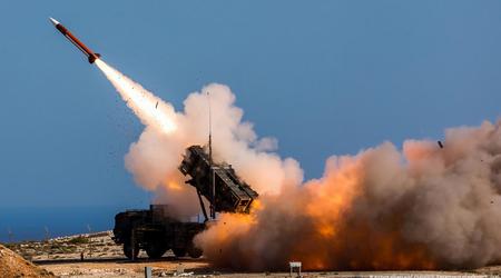 Raketen für Patriot SAMs und Leopard 2 Panzer: Spanien übergibt Ukraine neues Militärhilfepaket