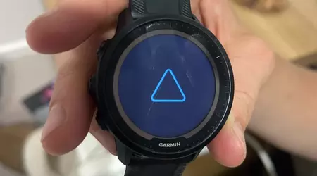 Garmin watch users report a bug in the update that causes devices to freeze on the "blue triangle"