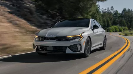 Американські Kia K5 випадково отримали налаштування світлотехніки для Кореї