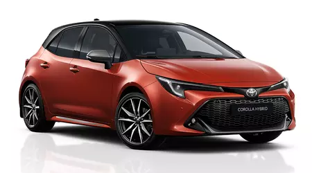 Toyota a dévoilé la Corolla 2025 dans une nouvelle teinte "Metal Oxide", mais ce n'est pas la seule mise à jour du modèle.
