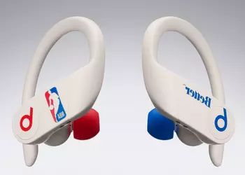 Для фанатов NBA: Apple представила специальную версию Powerbeats Pro