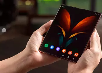 Samsung Galaxy Fold 3 begins receiving June security update
