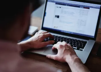 Apple планирует переделать дизайн программы MacOS Calculator