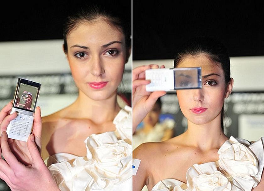 Lenovo S800: простой телефон с прозрачным цветным дисплеем | gagadget.com