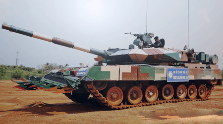 Індія затримує випуск танків Arjun, бо Німеччина не поставила двигуни