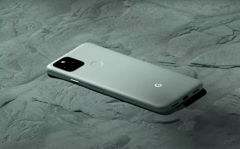 В сети появились «живые» фото загадочного смартфона Pixel XE