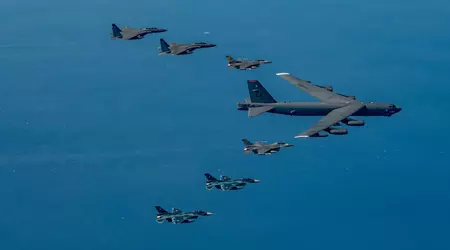 Les États-Unis, la République de Corée et le Japon ont organisé le premier exercice aérien trilatéral impliquant des B-52H Stratofortress, des F-16 Fighting Falcon, des F-15K Eagle et des F-2.