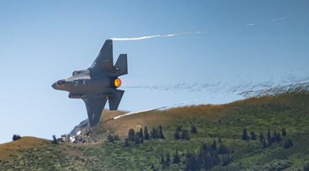 Lockheed Martin muss mit Zahlungsverzögerungen von bis zu 868 Millionen Dollar rechnen, da die Auslieferung der F-35 Lightning II für fast ein Jahr gestoppt wurde