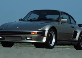 Porsche зарегистрировала товарный знак на название редкой модели из 1980-х — возможно готовит современную версию