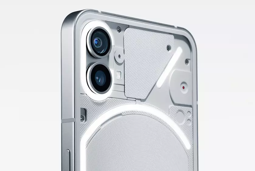 Nothing Phone (1) получил закрытую бета-версию операционной системы Android 13