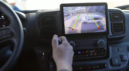 219 000 автомобілів Ram і Dodge відкликано через несправні камери заднього виду