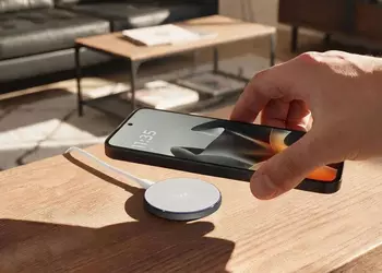 Motorola представила беспроводную зарядку Moto Snap — собственный аналог MagSafe с поддержкой Qi2.2 и мощностью до 30 Вт