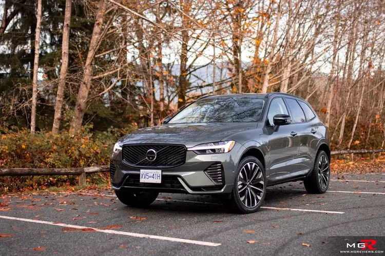 Volvo XC60 получит второе дыхание: шведы готовят гибрид с запасом хода как у «электрички»