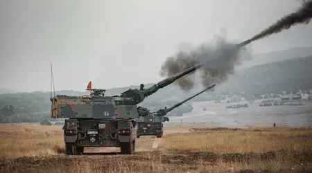 Germany and Ukraine have yet to finalise a contract to build 100 Panzerhaubitze 2000 howitzers - the $1.85bn sale was approved for 2022