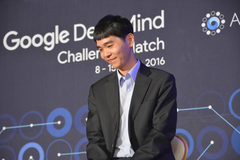 Чемпион мира по игре в Го Ли Седоль уступил ИИ AlphaGo в последнем матче