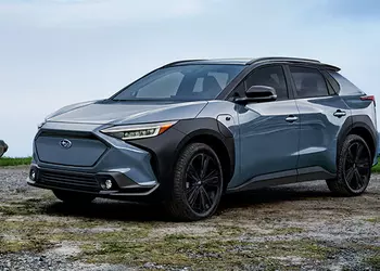 Электромобиль Subaru Solterra 2025 подешевел на 6500 долларов США