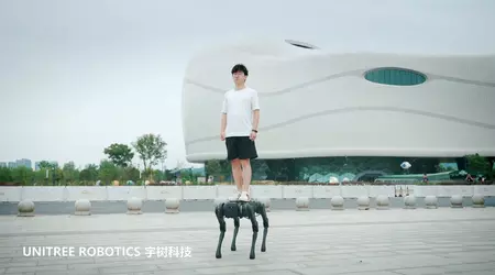 In China, they tested the Unitree B1 robot dog, which can walk under water and carry loads weighing more than 100 kg (video)
