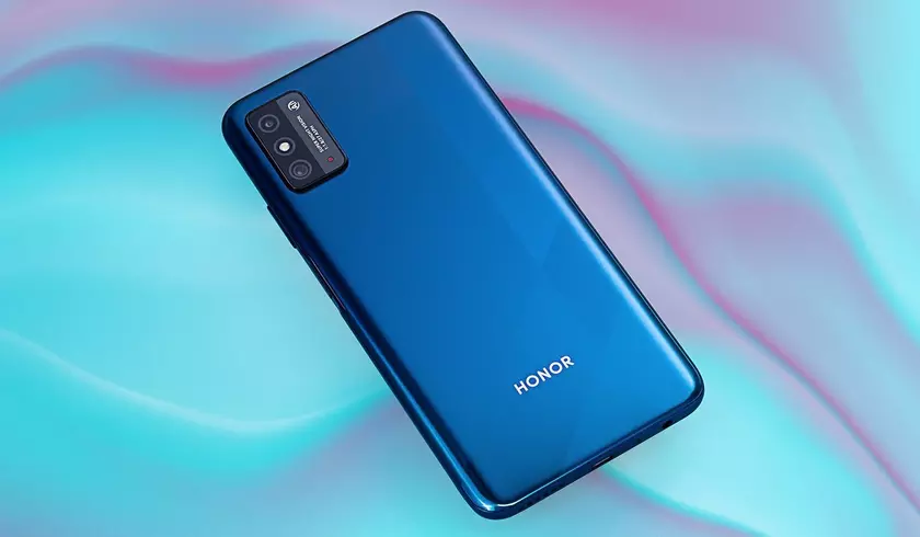Сразу три смартфона Honor стали доступны для предварительного заказа ещё до анонса