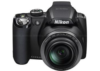 Nikon P90: 12-МП широкоугольник с 24-кратным зумом 26-624