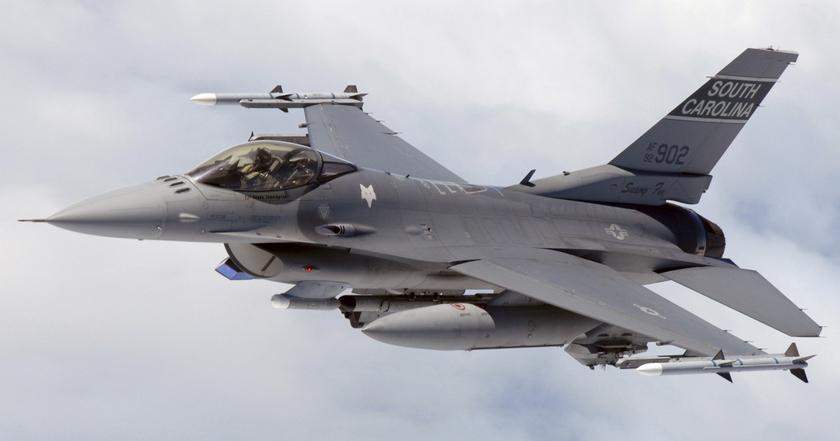 Lockheed Martin готова обучать украинских пилотов полётам на истребителях четвёртого поколения F-16