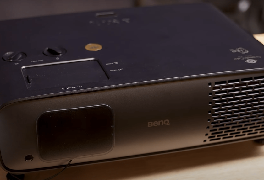 BenQ HT4550i Smart-Projektor