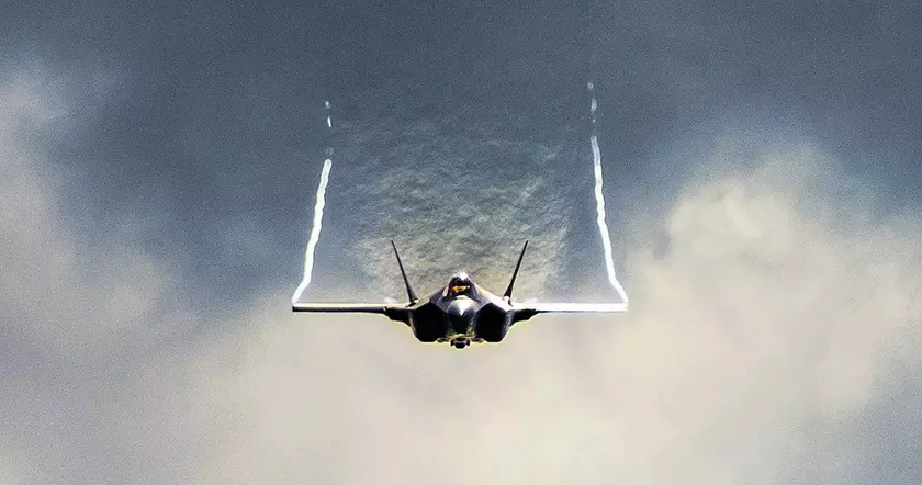 Curtiss-Wright поставит тестовое оборудование для модернизации истребителей пятого поколения F-35 Technology Refresh 3