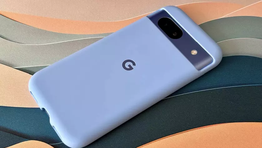 Analyzing the Latest in Smartphone Tech: Google's Pixel 9 Unveiled