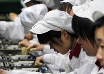 Report: Apple tells suppliers it wants to expand manufacturing outside of China, India and Vietnam likely future production hubs