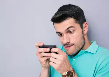 Приложения, способные сделать вас приятным собеседником