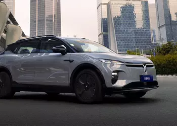 Китайские производители Geely и Voyah внедряют искусственный интеллект DeepSeek в свои электромобили