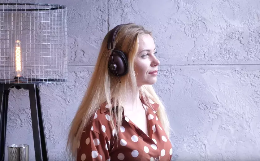 Видеообзор Bluetooth-наушников Panasonic RP-HTX80B