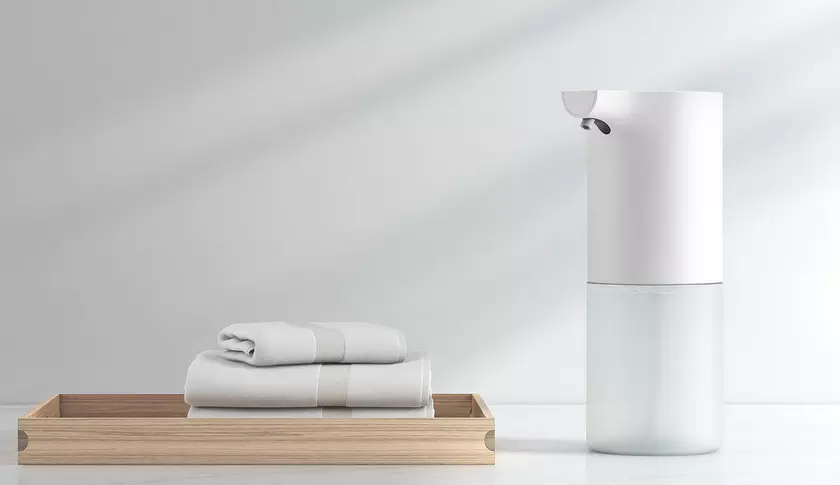Автоматический дозатор мыла Xiaomi создаёт густую пену и стоит недорого
