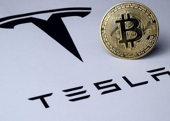 Tesla perd 204 millions de dollars en un an à cause de la chute de la valeur du bitcoin.