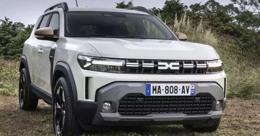 Exploring the 2024 Dacia Duster: A Blend of Ruggedness and Tech