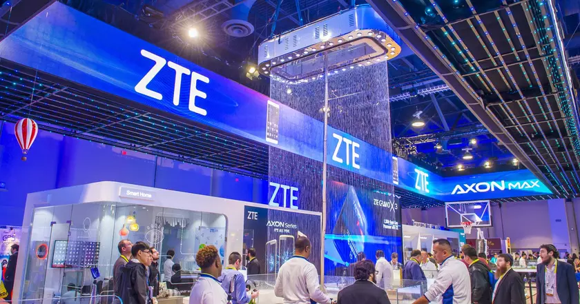 В США полностью сняли все санкции с ZTE