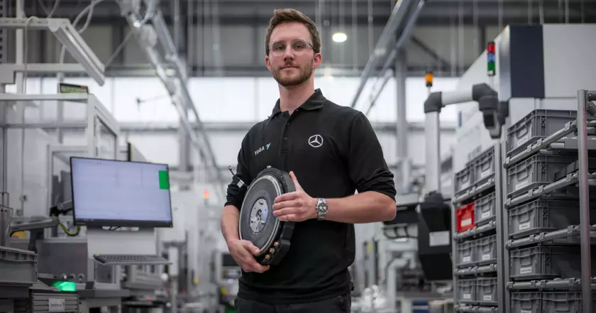 Инженеры Yasa презентуют революционный аксиальный мотор