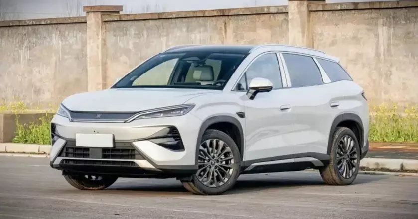 Dissecting the BYD Song Ultra EV: A Game-Changer in Electric SUVs