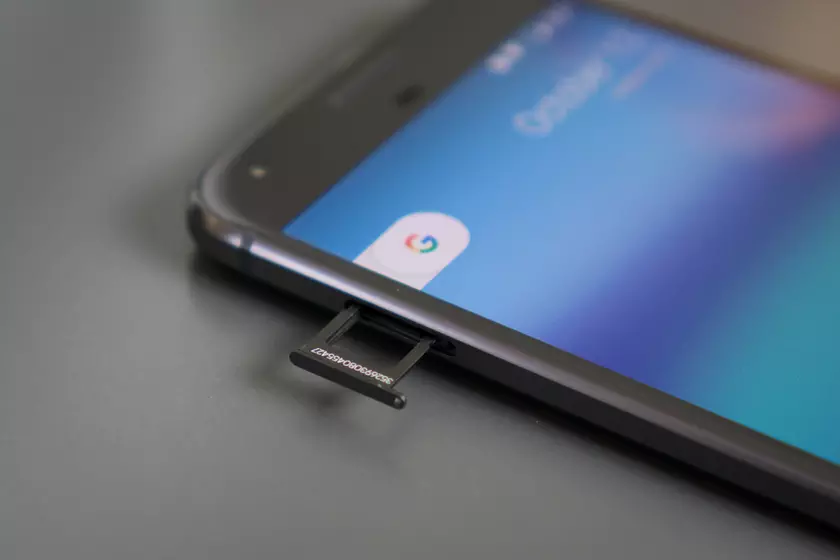 Google Pixel 4 получит поддержку двух SIM-карт