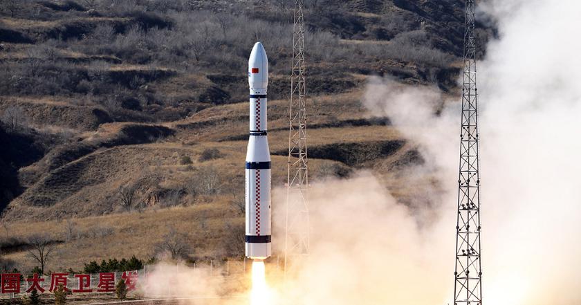 Китай испытал самый мощный в мире ракетный двигатель для лунных и марсианских ракет