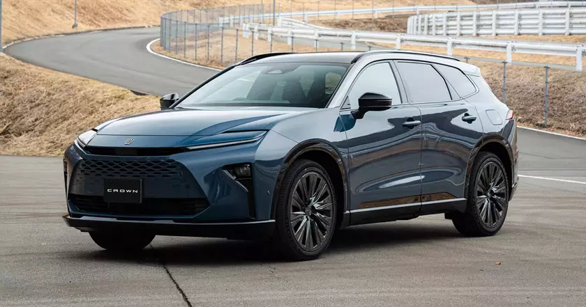 Toyota Crown Estate: узнайте стартовую цену гибрида в Японии
