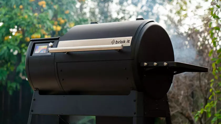 ИИ теперь и в грилях: представлен умный гриль Brisk It’s Origin, который сам жарит стейки без вашего участия