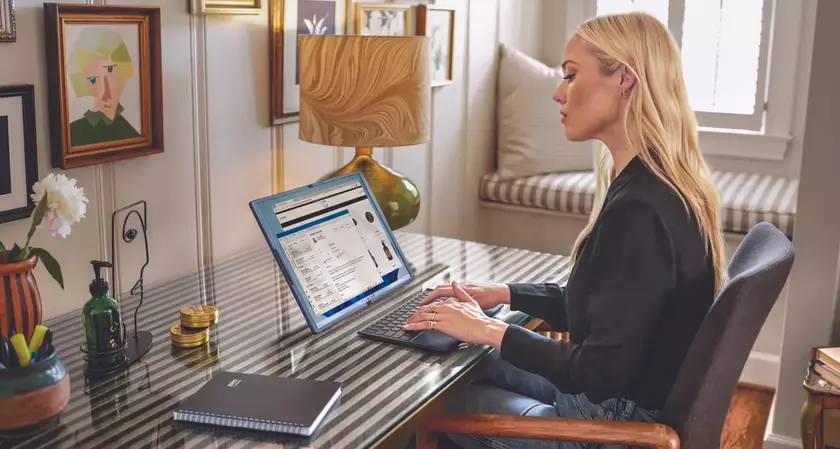 HP Spectre Foldable – планшет, настольный ПК и ноутбук со сгибаемым дисплеем по цене $5000