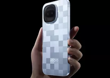 Названа дата презентации и ряд характеристик компактного субфлагмана iQOO 15R